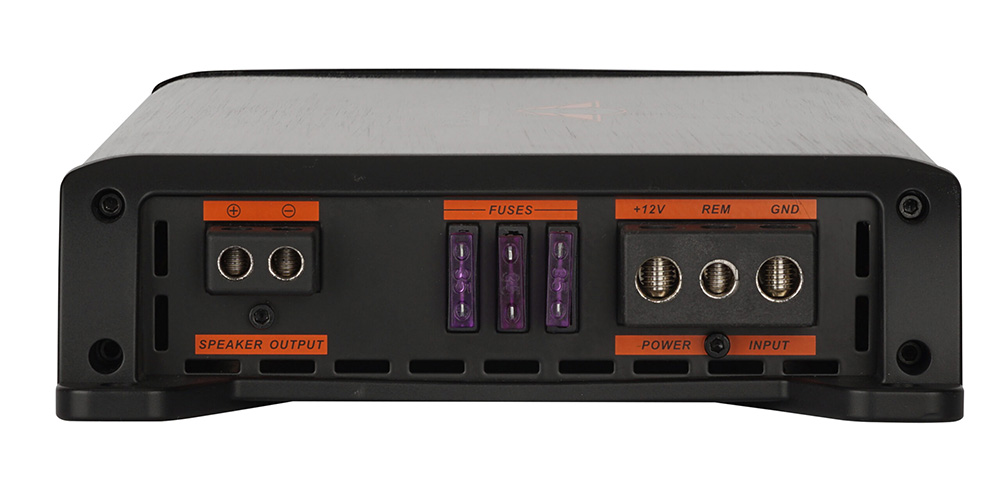 This image shows Q10001D Front Side which has Speaker Output, Fuses and Power Input.